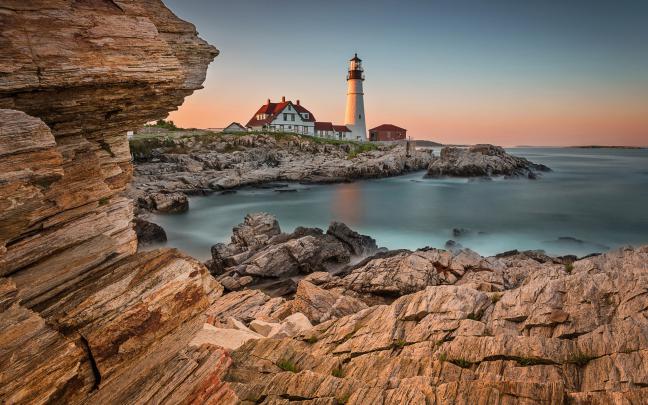 High definition picture of lighthouse, desktop wallpaper of sea, rocks 