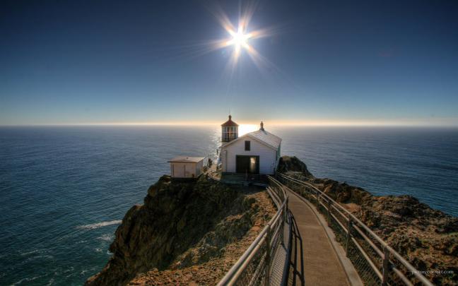 [43+] Fall Lighthouse Desktop Wallpaper 