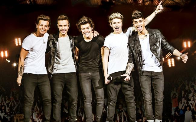 Louis Tomlinson Desktop Wallpapers