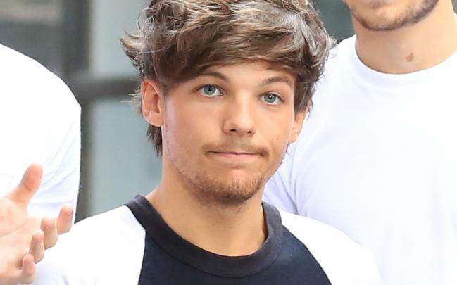 Louis Tomlinson Wallpapers