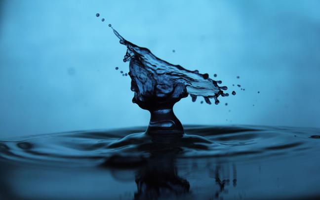 Waterdrop Drop Water Blue 4K Wallpaper - Best Wallpapers