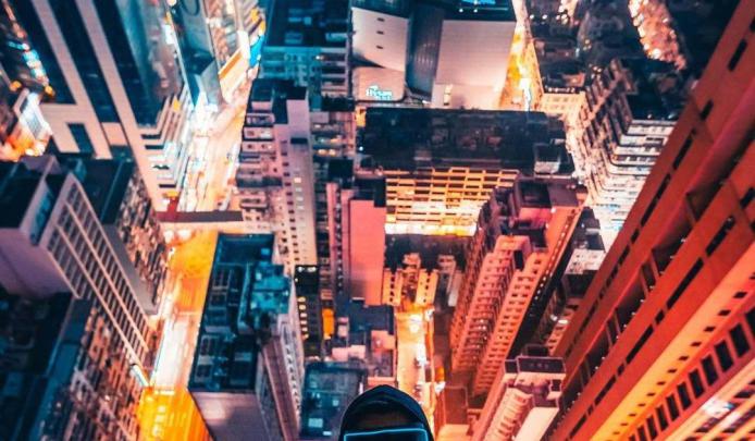 Neon City Wallpaper 4K Iphone