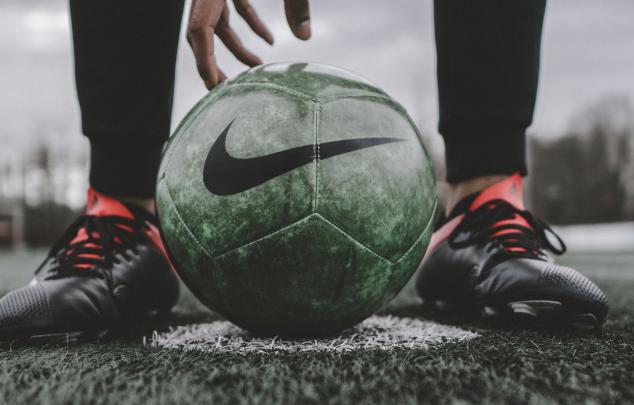 Football 4K Wallpapers - Top Free Football 4K Backgrounds - WallpaperAccess