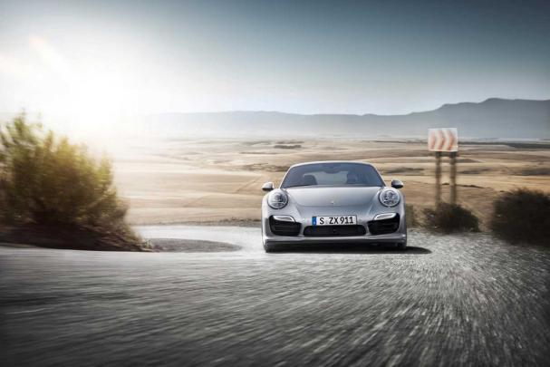 [89+] Porsche 911 R Wallpapers 