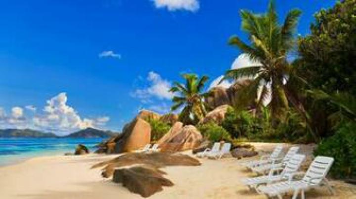 Free download Kovalam Beach HD Wallpapers 1920x1080 Beach Wallpapers 