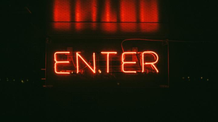 4k Neon Light Sign Wallpapers