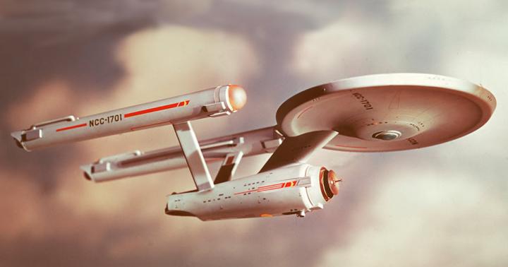 Desktop Wallpapers: Star Trek TOS Wallpaper 1680px x 1050px