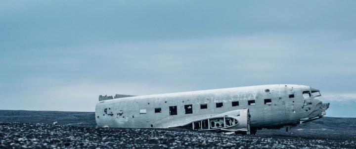 Abandoned Flight - 21:9 Ultrawide HD Wallpaper (3440x1440) | Desktop 