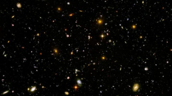 Hubble Ultra Deep Field Wallpaper -