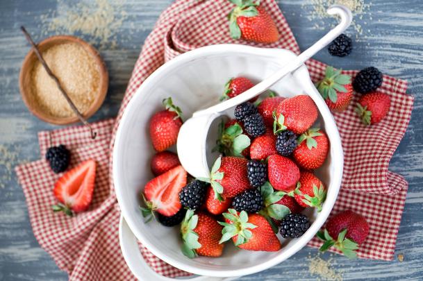 Best photo of strawberry, desktop wallpaper of berries, red | ImageBank.biz