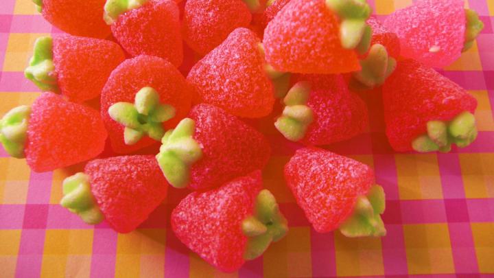 Kawaii Strawberry Wallpaper (60+ images)