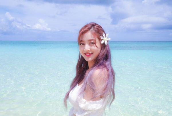 Twice Desktop Wallpaper 4K : Gold Wallpapers - HD Desktop Wallpapers 