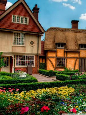 Beautiful House Wallpapers