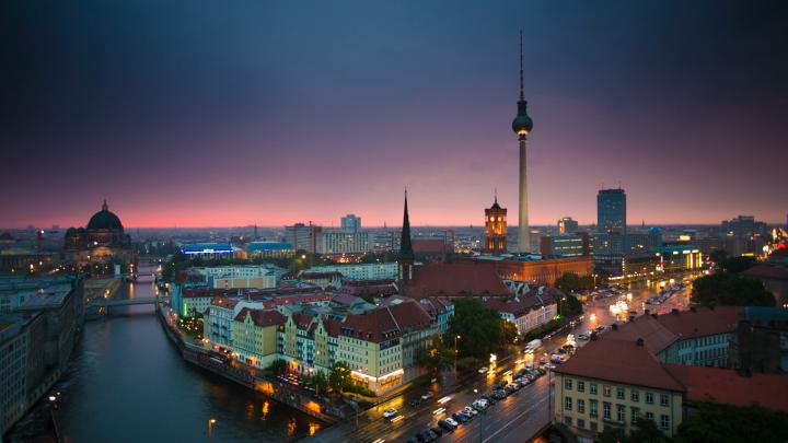 Berlin Skyline \u2013 Bing Wallpaper Download