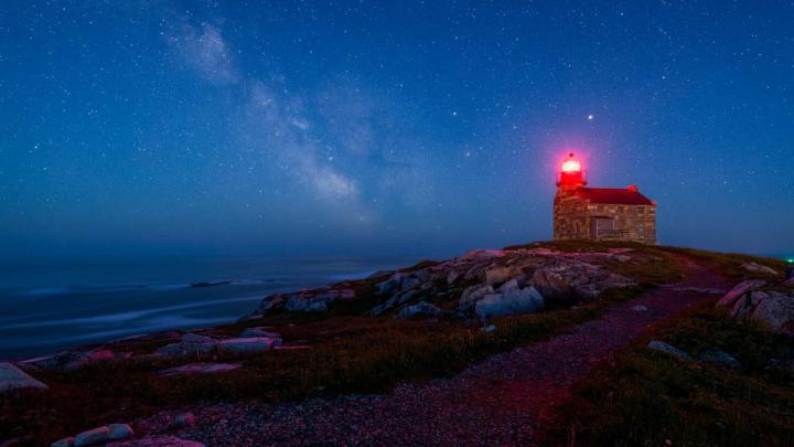 Starry Lighthouse \u2013 Bing Wallpaper Download