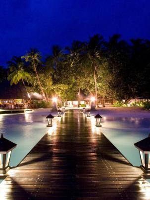 Free download Romantic Beach Night Wallpaper 69 Wallpaper WallpaperLepi 