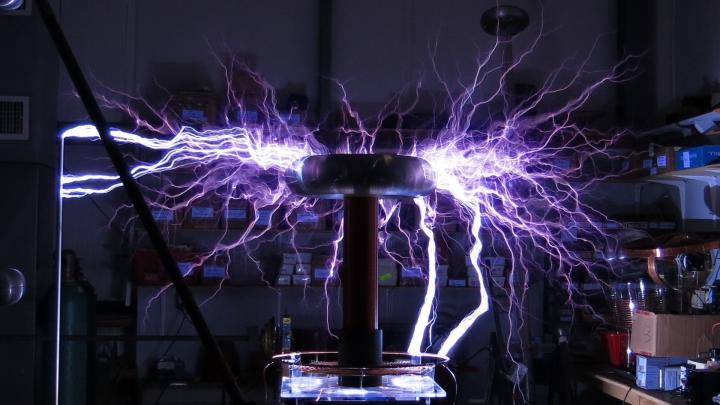 Tesla Coil Wallpapers - Top Free Tesla Coil Backgrounds - WallpaperAccess