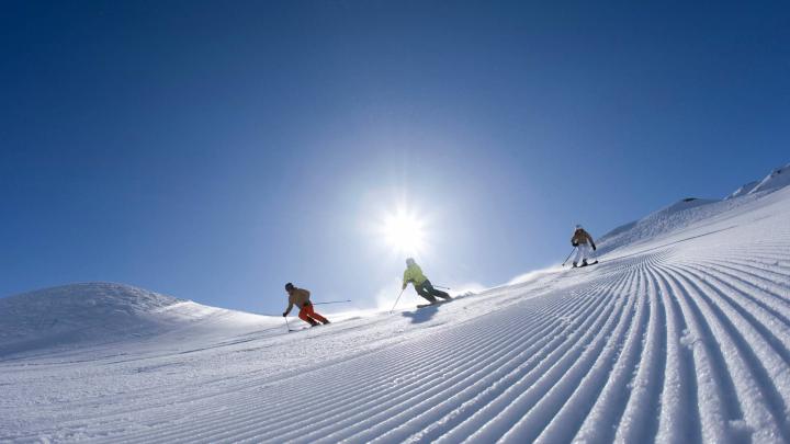 Skiing Wallpapers - Top Free Skiing Backgrounds - WallpaperAccess