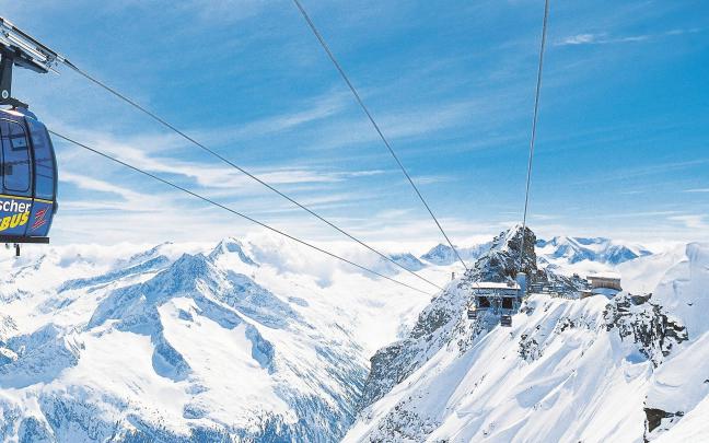 Ski Mountain Wallpaper -