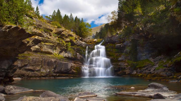 Download Wallpaper 1920x1080 spain, aragon, falls, stones, clearly 