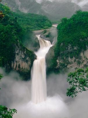 Free download 1920x1080 Wallpaper waterfall trees couples [1920x1080 