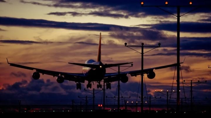 landing, Airplane, Clouds, Lights, Boeing 747 Wallpapers HD \/ Desktop 
