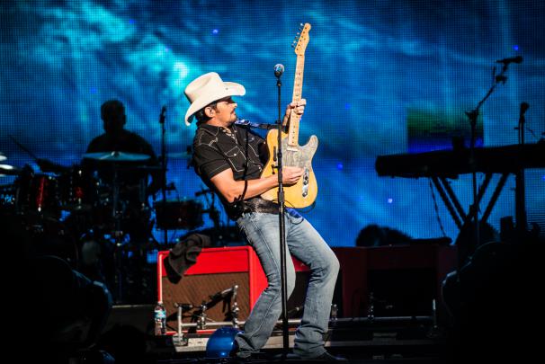 Brad Paisley Computer Wallpaper