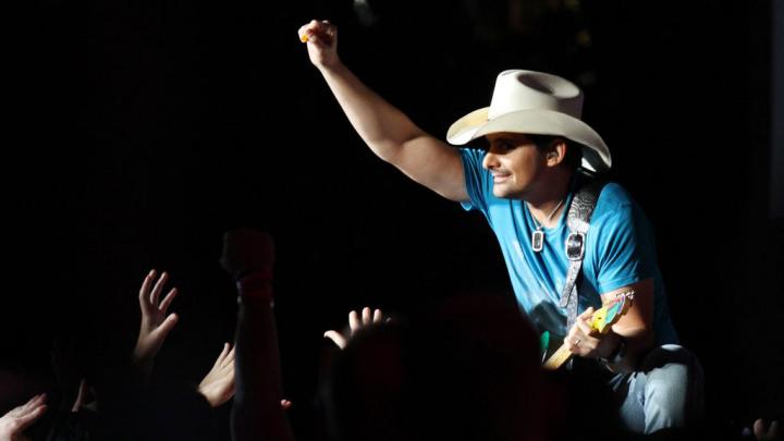 9 HD Brad Paisley Wallpapers