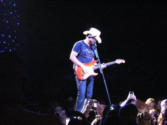 Brad Paisley - superb guitar technician | In wallpaper, Brad paisley 