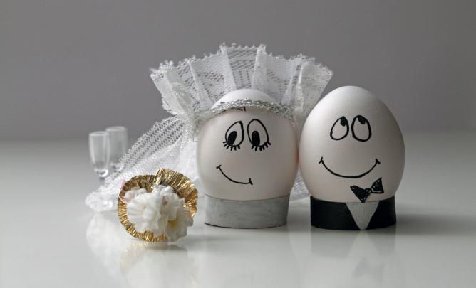 Creative Eggs Wedding Wallpapers HD \/ Desktop and Mobile Backgrounds