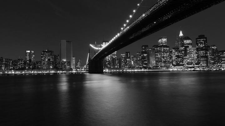 Download Dark Desktop Wallpaper - City At Night Black And White 4k On 