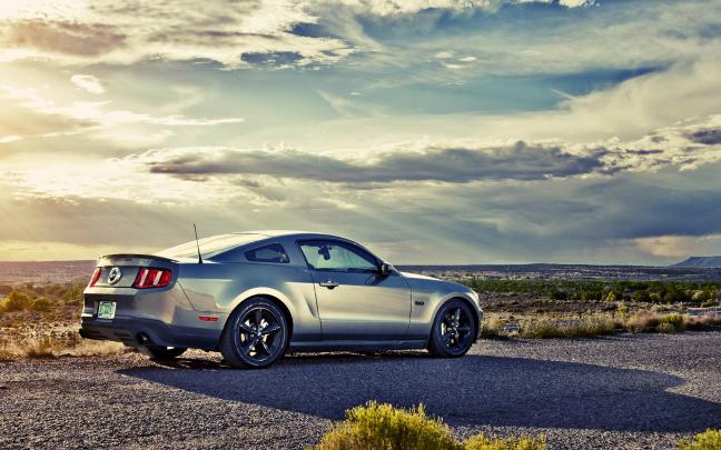 20 Dream Cars HD Wallpapers:Renovate your desktop