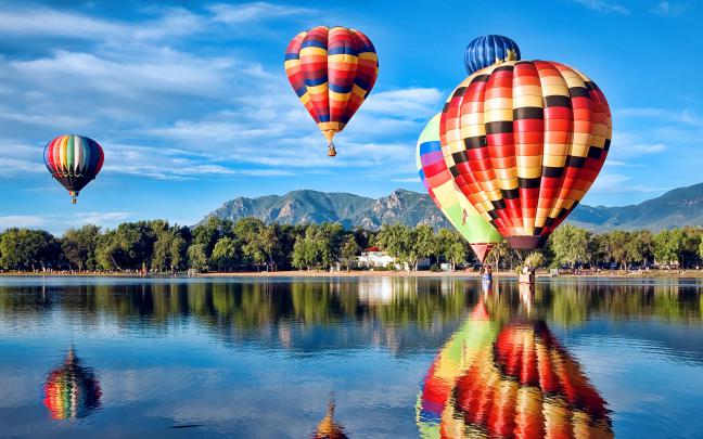 Hot Air Balloon Desktop Wallpapers