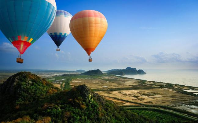 [48+] Balloon Desktop Wallpaper 