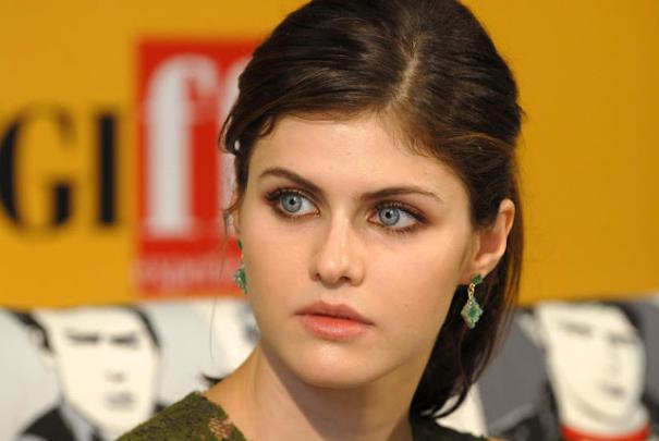 Alexandra Daddario 4K Wallpapers | Alexandra Daddario Wallpapers 