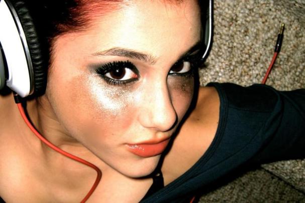 Ariana Grande wallpaper \u00b7\u2460 Download free beautiful backgrounds for 