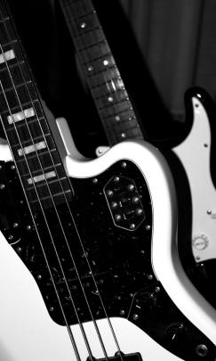 Bass Guitar Pictures Wallpaper - img-Abihail