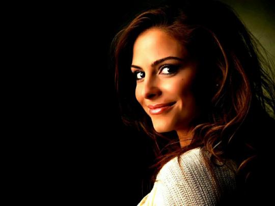 Ewallpics: 50 Lovely Beautiful Women Wallpapers 1024x768