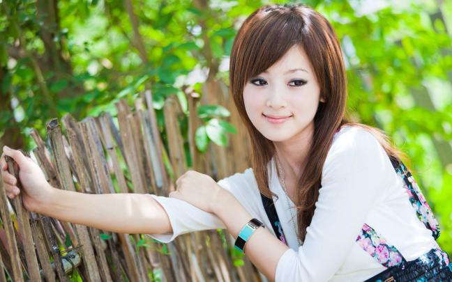 Beautiful Girl HD Wallpaper -