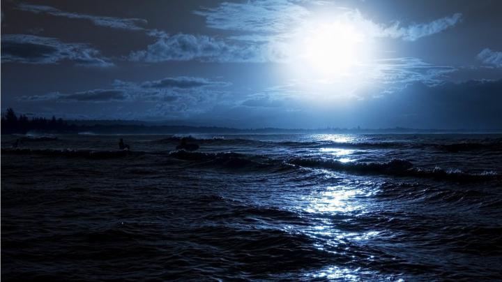 Free download full hd best nature wallpapers xp dark sea 1366x768 