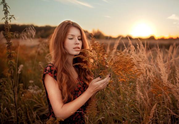women, Field Wallpapers HD \/ Desktop and Mobile Backgrounds