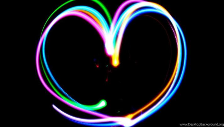 Wallpapers Rainbow Hearts Heart Free Screensavers 1024x768  Desktop 