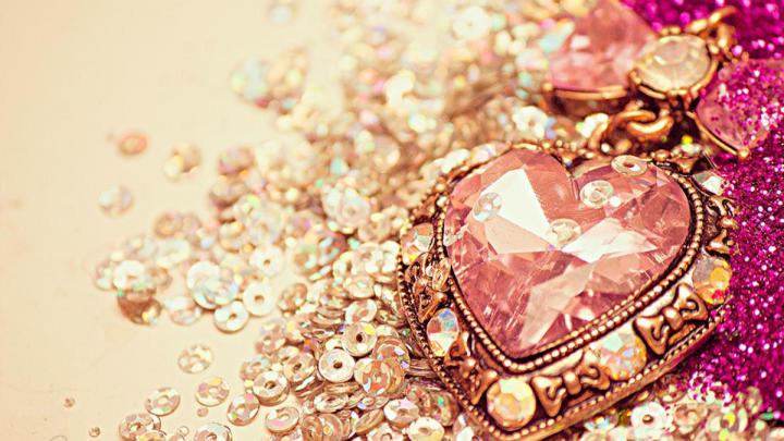 Free Heart Wallpaper HD