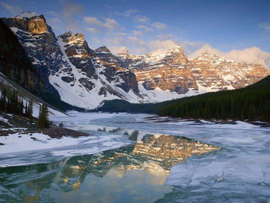 Free download Download Wallpaper Winter mountain landscape 1366x768 
