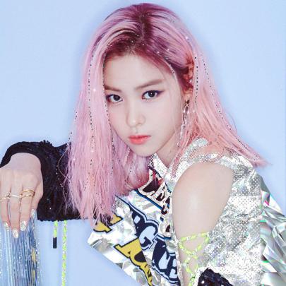 Aesthetic Itzy Wallpapers