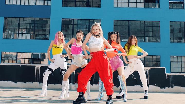Itzy Desktop Wallpapers