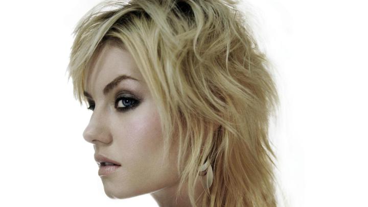 Download Wallpaper 1920x1080 elisha cuthbert, blonde, hairstyle, eyes 