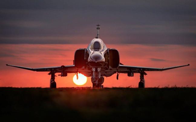 Download Military Aircraft HD Planes 4k Wallpaper - GetWalls.io