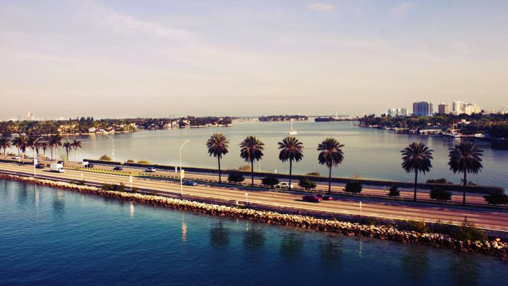 Miami Desktop Wallpaper \u00b7\u2460 