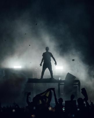 Martin Garrix Wallpapers - 4k, HD Martin Garrix Backgrounds on WallpaperBat